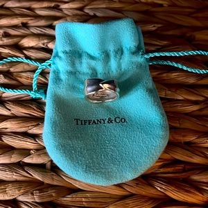 Tiffany and Co. Sterling Silver Nature Leaf Ring Wide Band Size 5